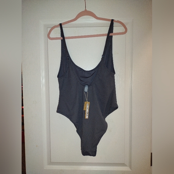 Skims one piece swim suit 2X - Size 2XL Skims Swim Suit Gun Metal Gray - Picture 3 of 5